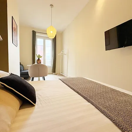 Riley Apartment Lyon